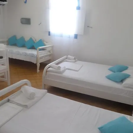 Princess Santorini Apartahotel 2*