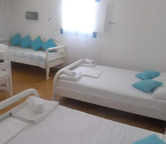 Princess Santorini Aparthotel 2*